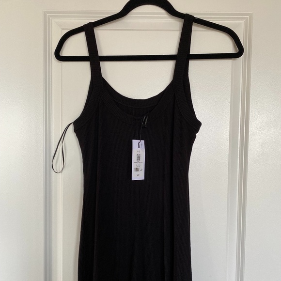 Black Bodycon Ribbed Midi Dress - Picture 3 of 4